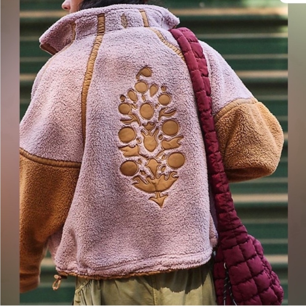 NWT Free People Movement Mountain High Logo Half Zip Fleece Size XS Mauve/Twig